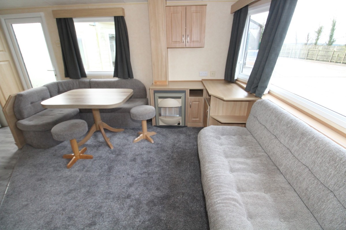 2009 Willerby Vacation dining area