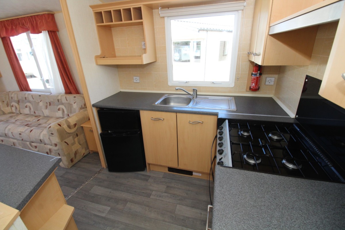 2006 Bk Savannah oven and sink