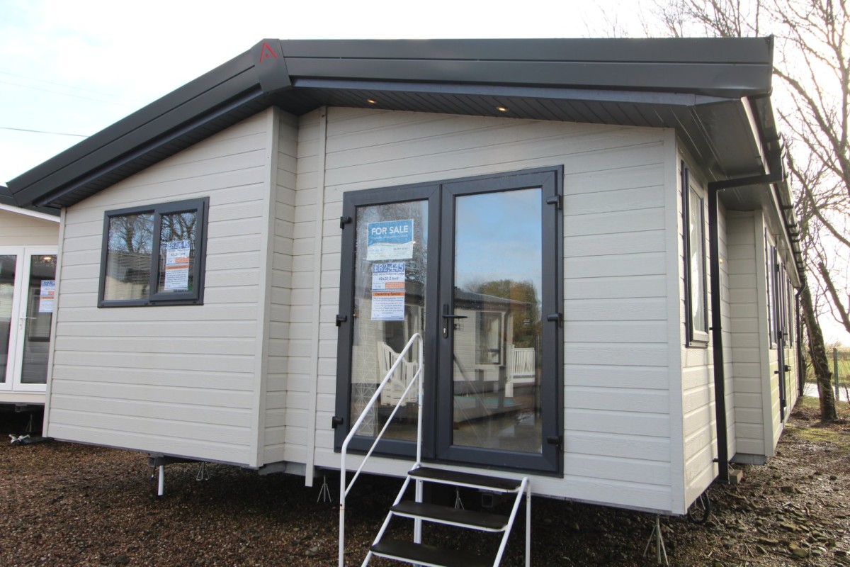 second hand 2023 Atlas Oakwood Lodge for sale