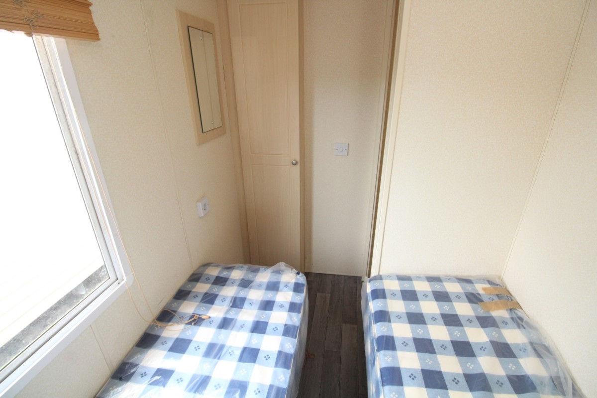 second view of the twin bedroom