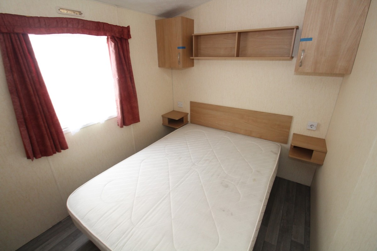 2009 Delta Nordstar double bedroom