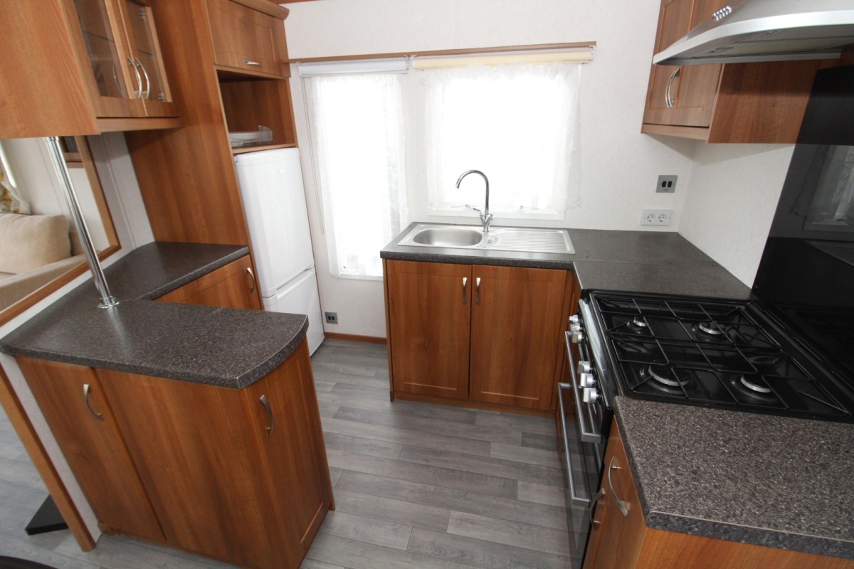 2010 Carnaby Ridgeway kitchen