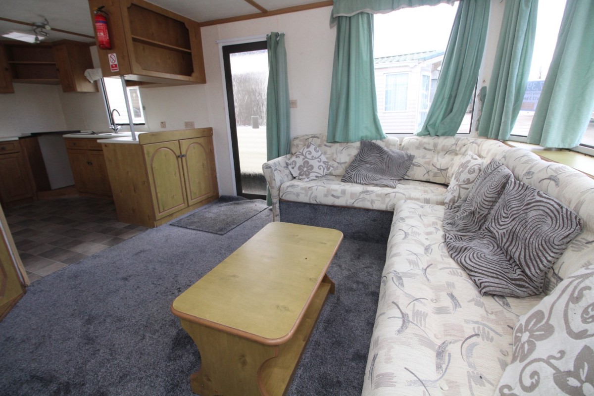 lounge with coffee table in the 2001 Carnaby Chardonnay