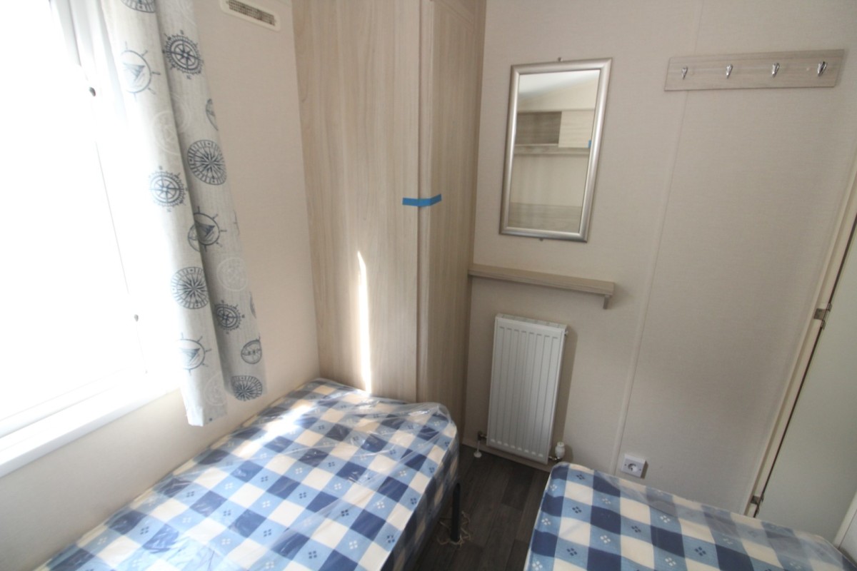 second view of the twin bedroom