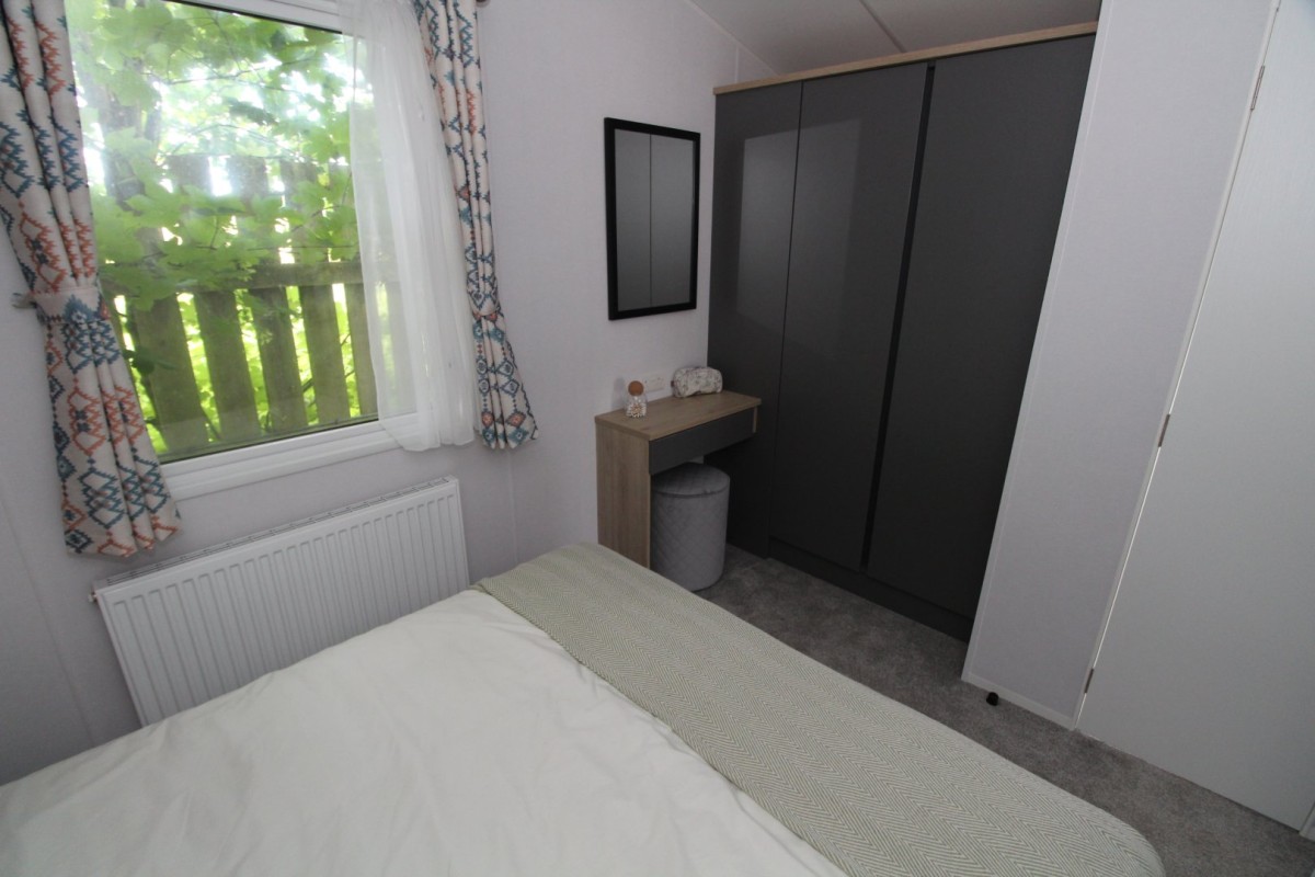 second view of the double bedroom
