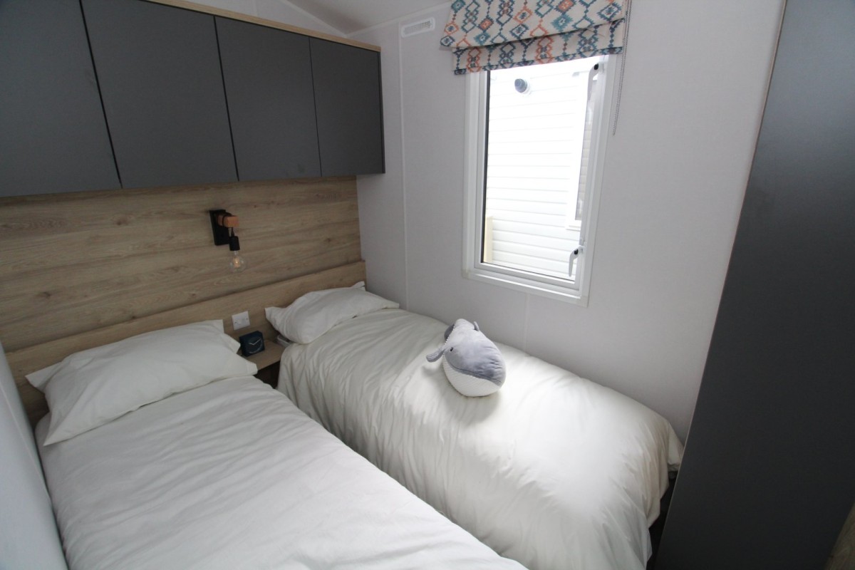 2023 Atlas Chorus twin bedroom