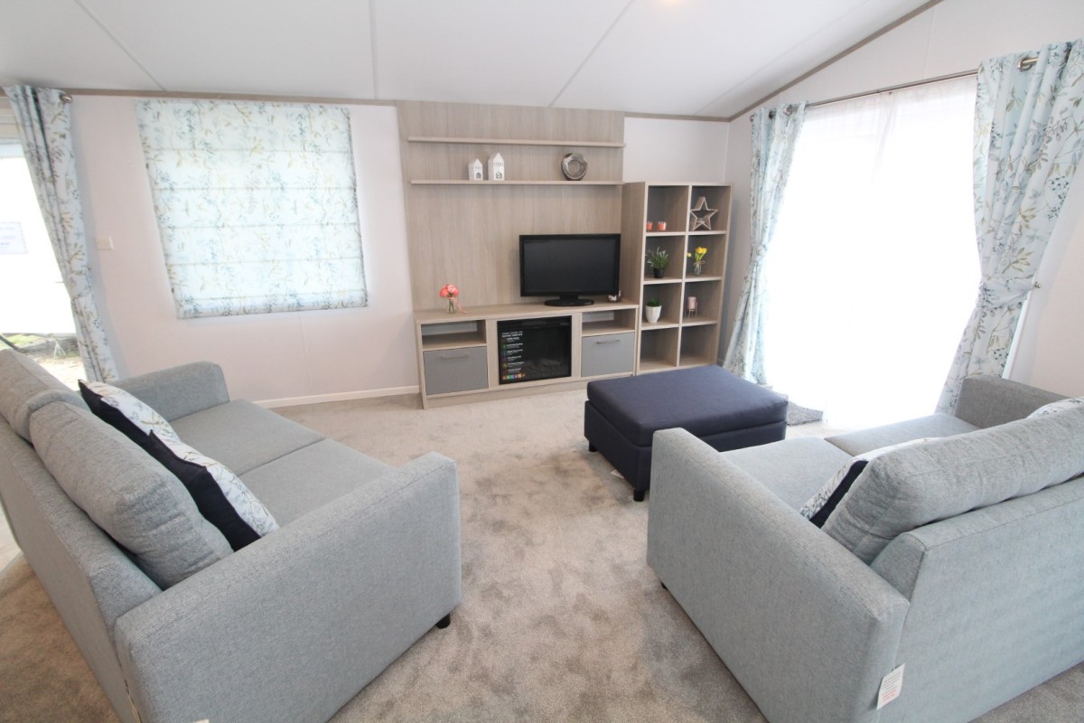 lounge area in the 2023 Atlas Wisteria Lodge
