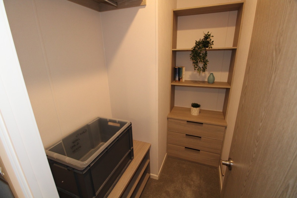 2023 Atlas Lilac Lodge walk in wardrobe