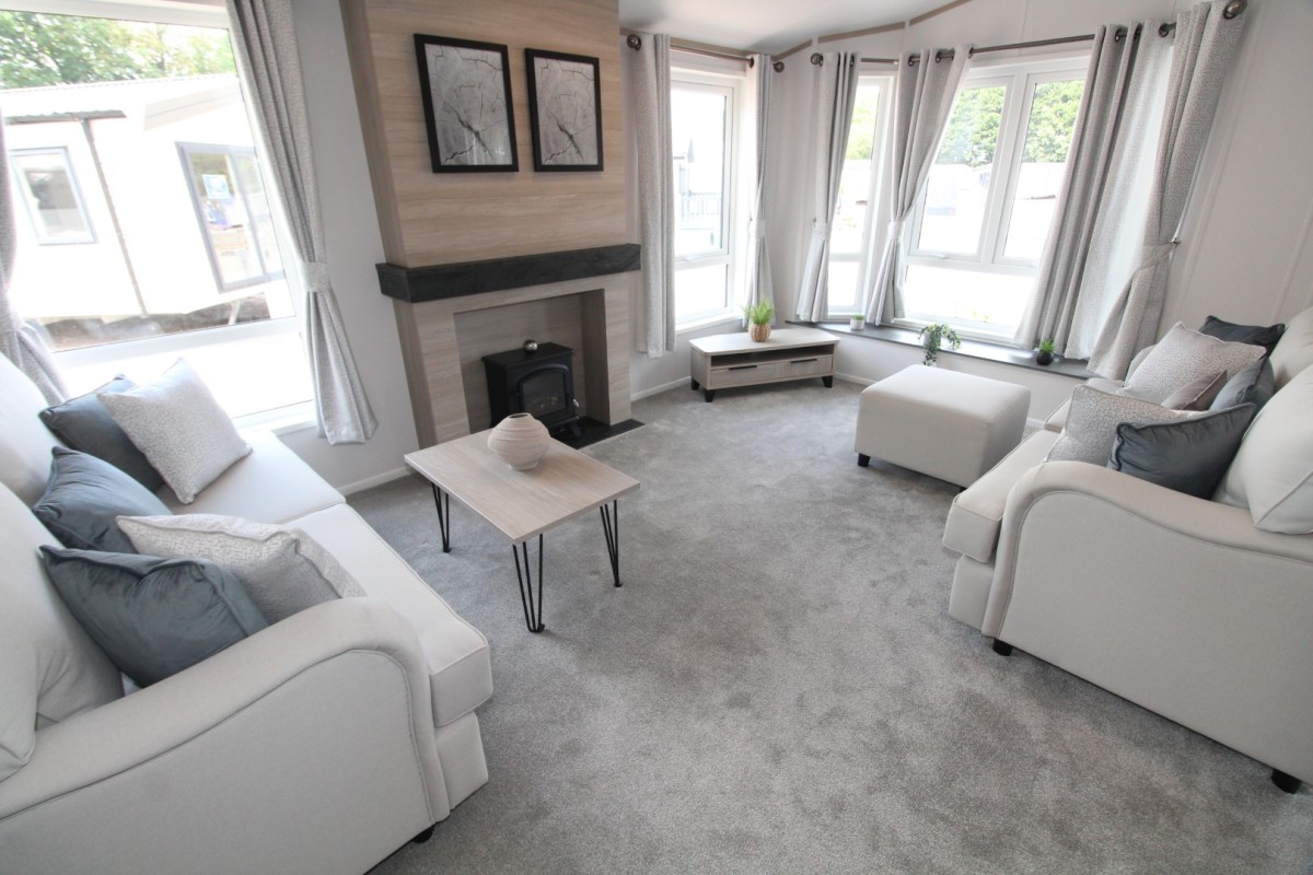 lounge area in the 2023 Atlas Lilac Lodge