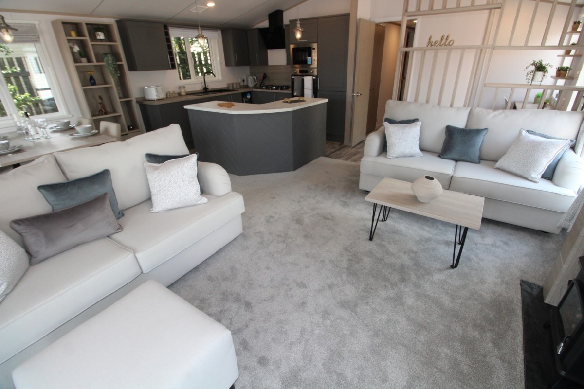 llounge to breakfast bar in the 2023 Atlas Lilac Lodge