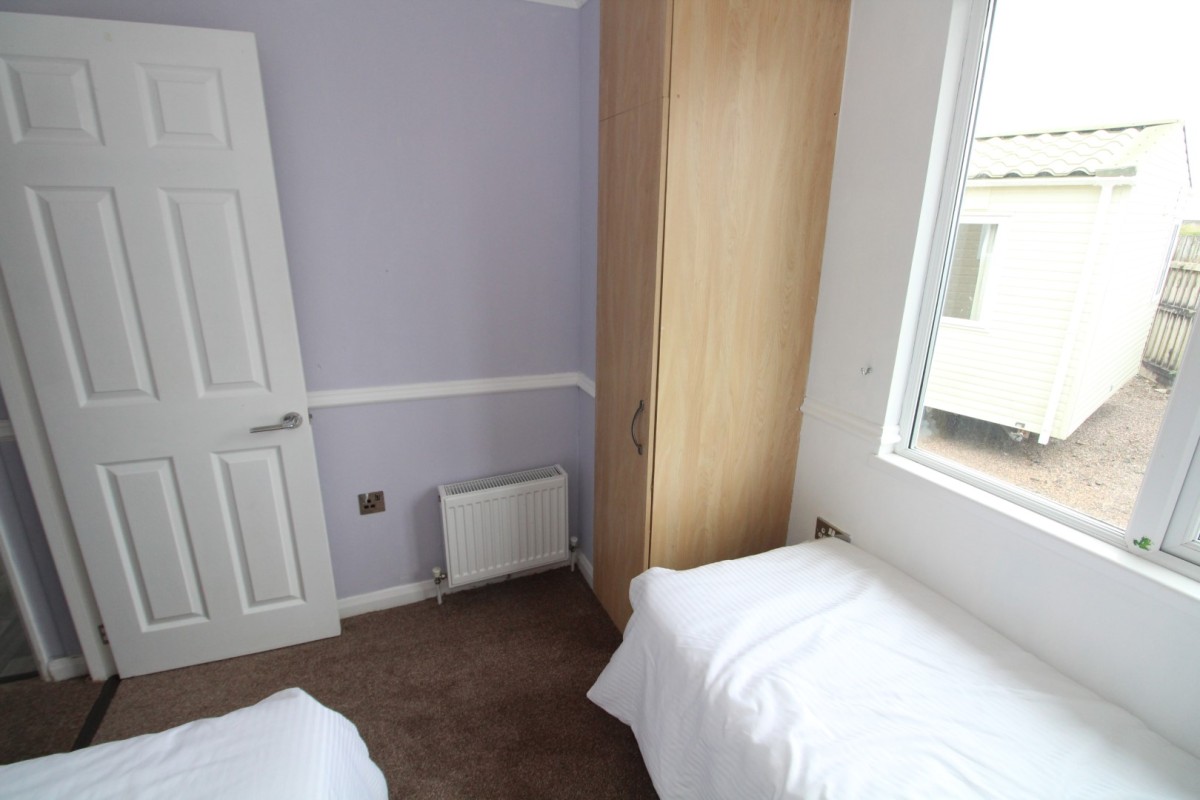 second view of the twin bedroom