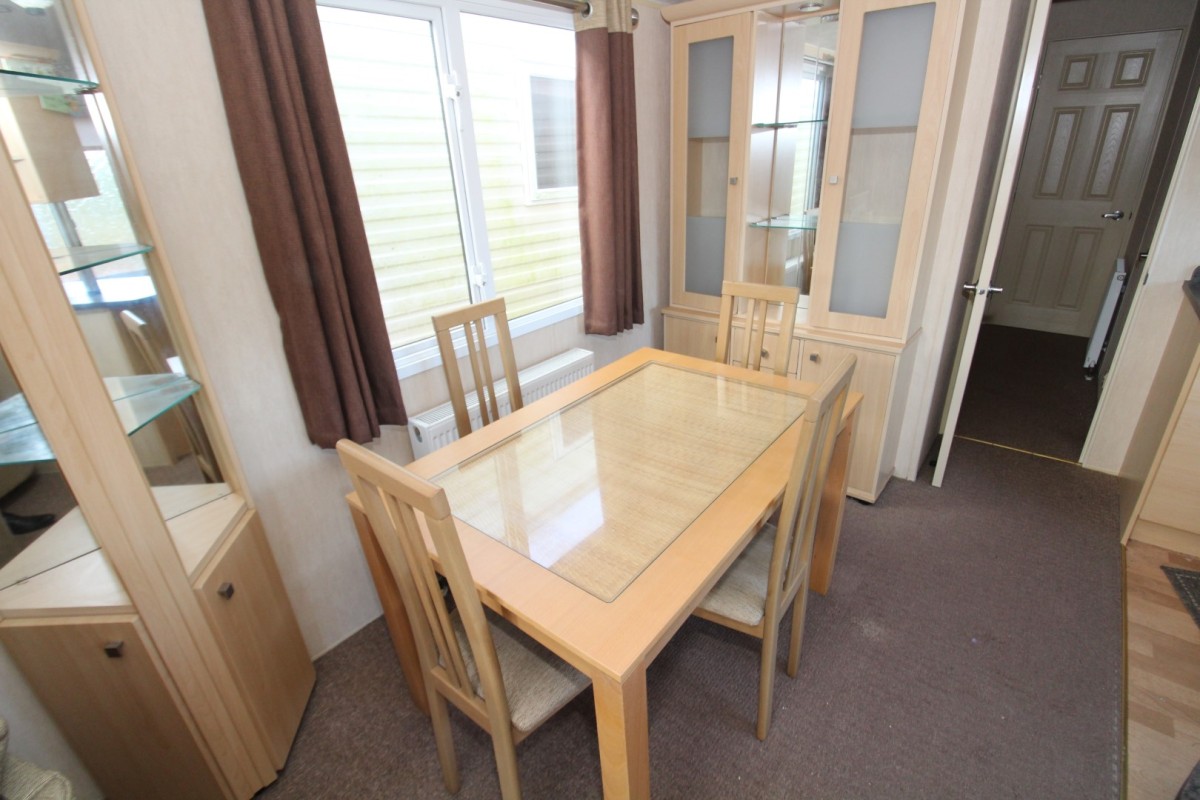 2008 Willerby Winchester dining table