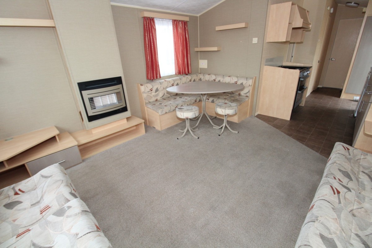 2011 Willerby Salsa dining area