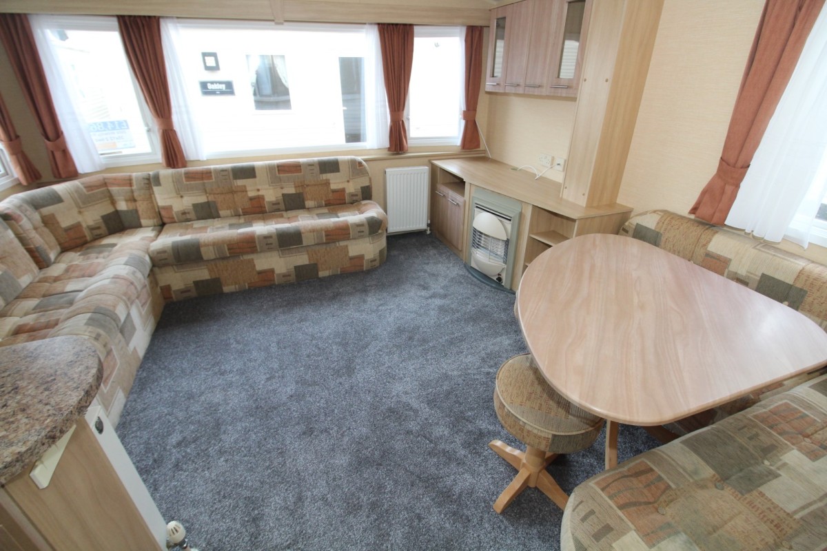 2009 Willerby Rio lounge area