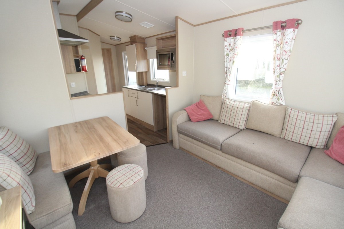 dining area in the 2016 Abi Oakley