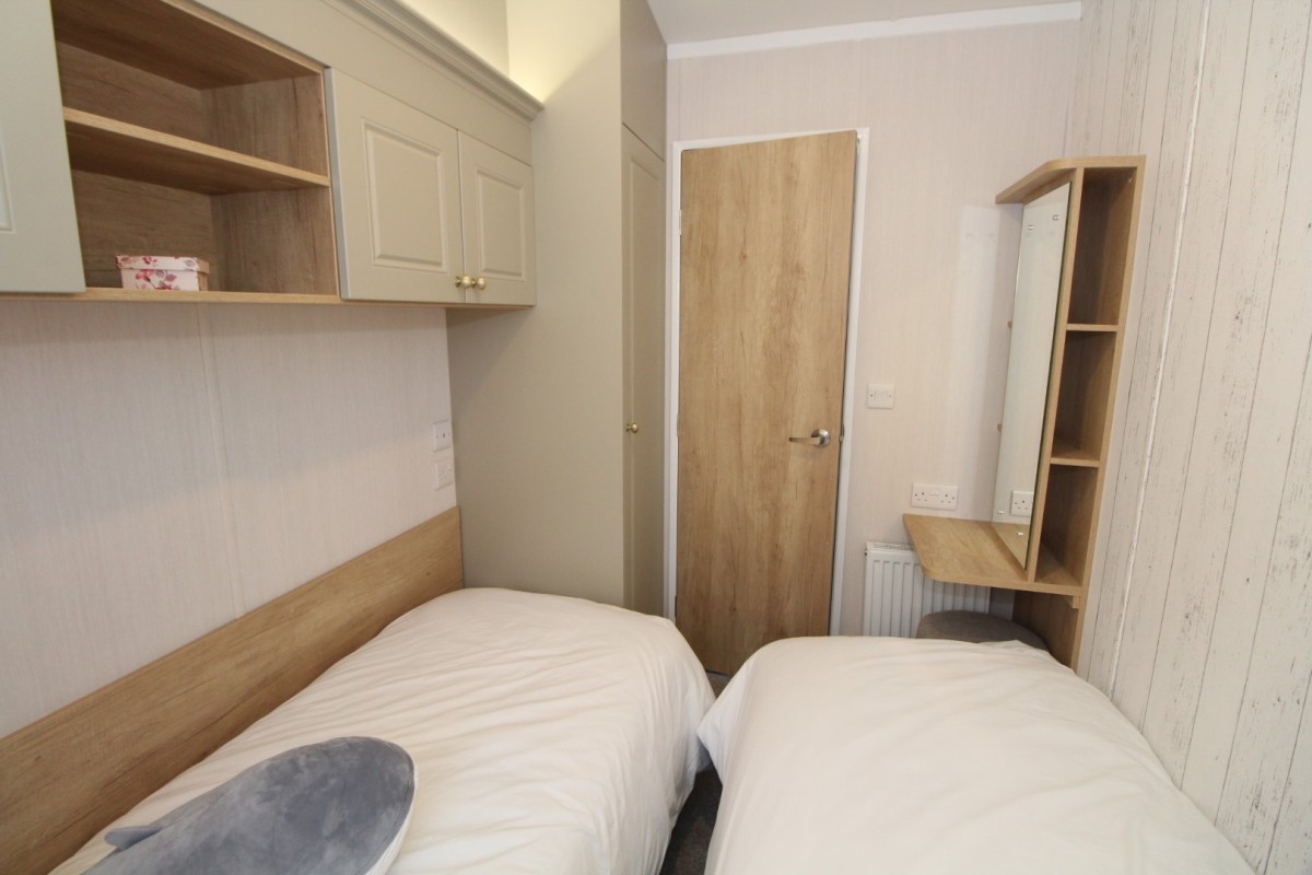 second view of the twin bedroom