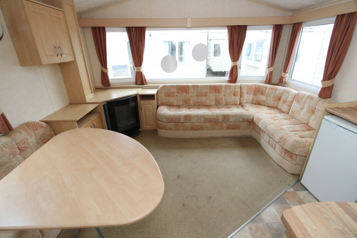 lounge area in the 2007 Willerby Vacation