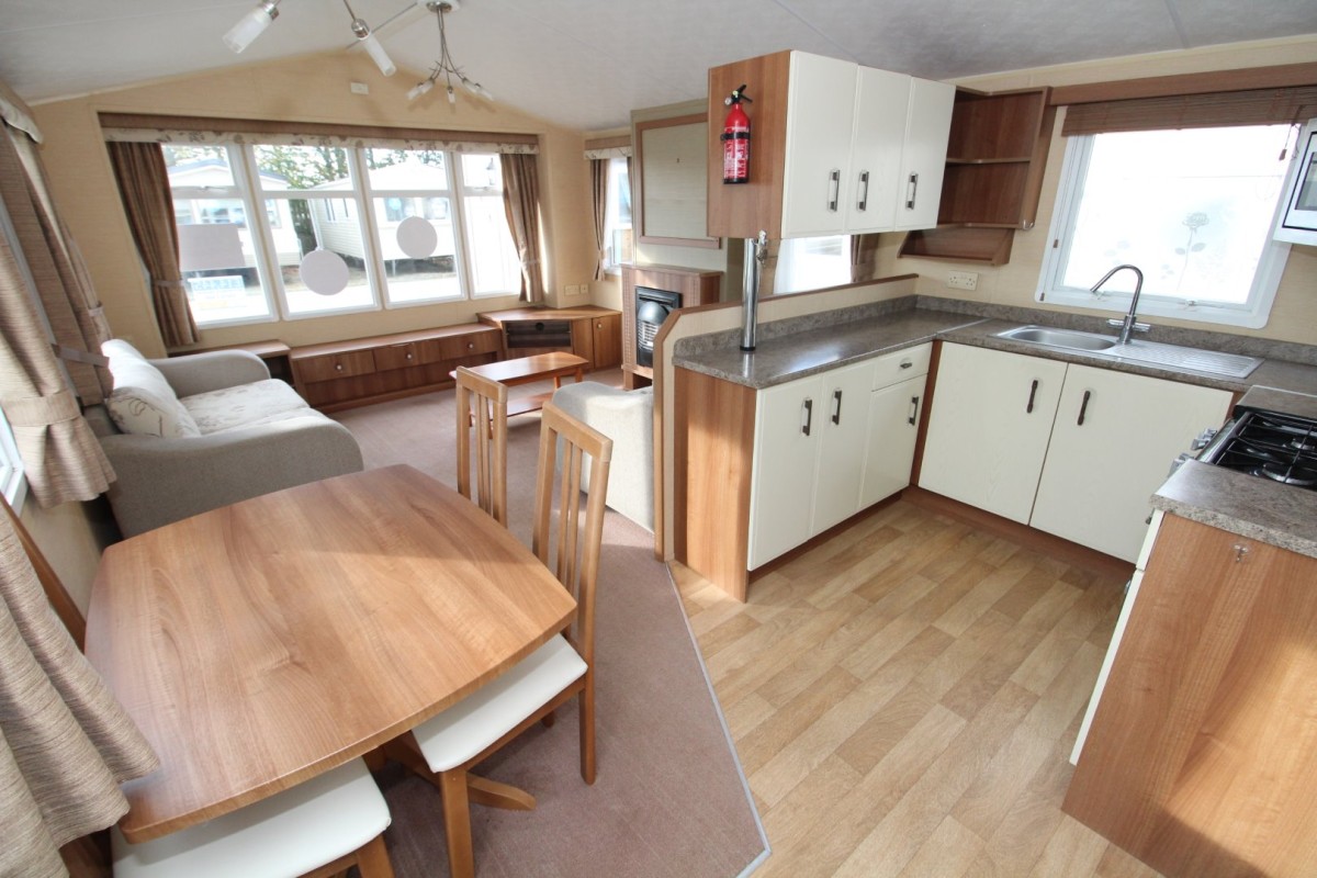 2010 Willerby Salisbury double bedroom