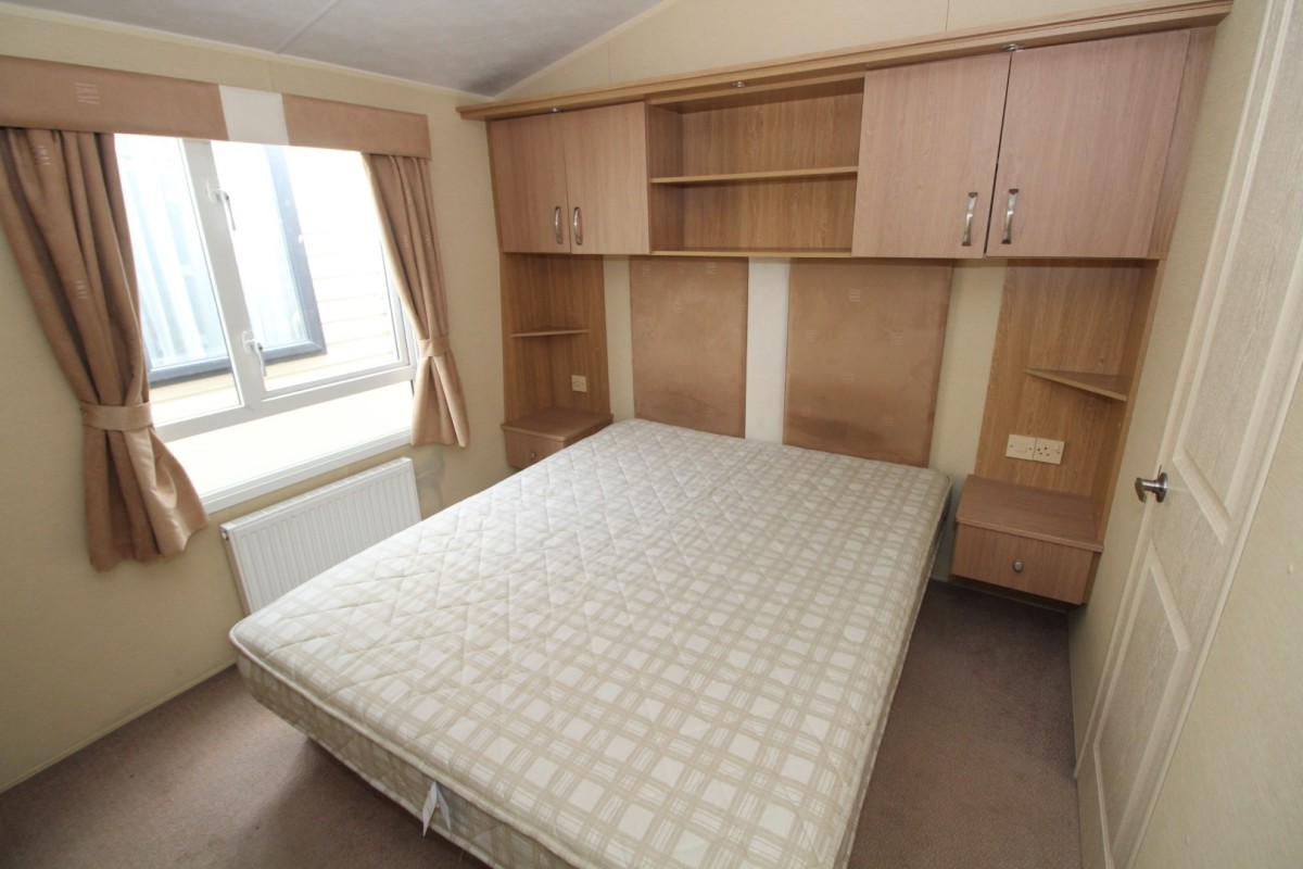 2012 BK Grosvenor double bedroom