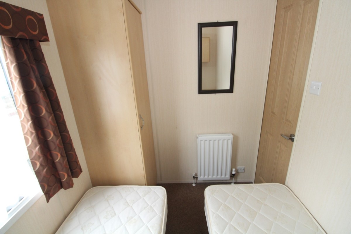 second view of the twin bedroom