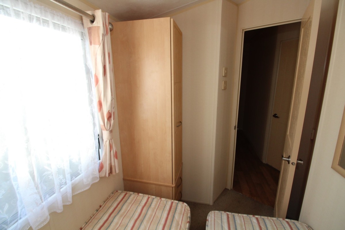 second view of the twin bedroom