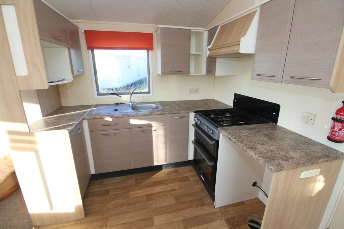 kitchen with oven in the 2011 Willerby Rio Gold