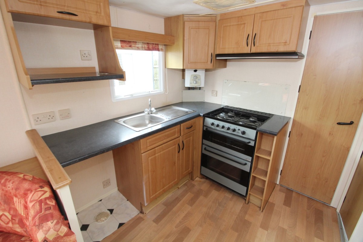 2003 Cosalt Torbay Used Static Caravan For Sale, £5465, 1 Bedroom