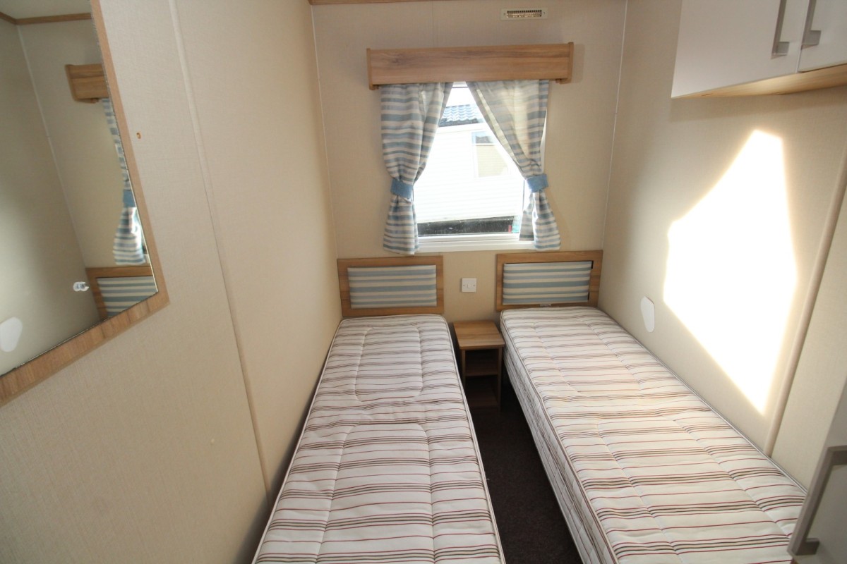 2014 Abi Oakley twin bedroom