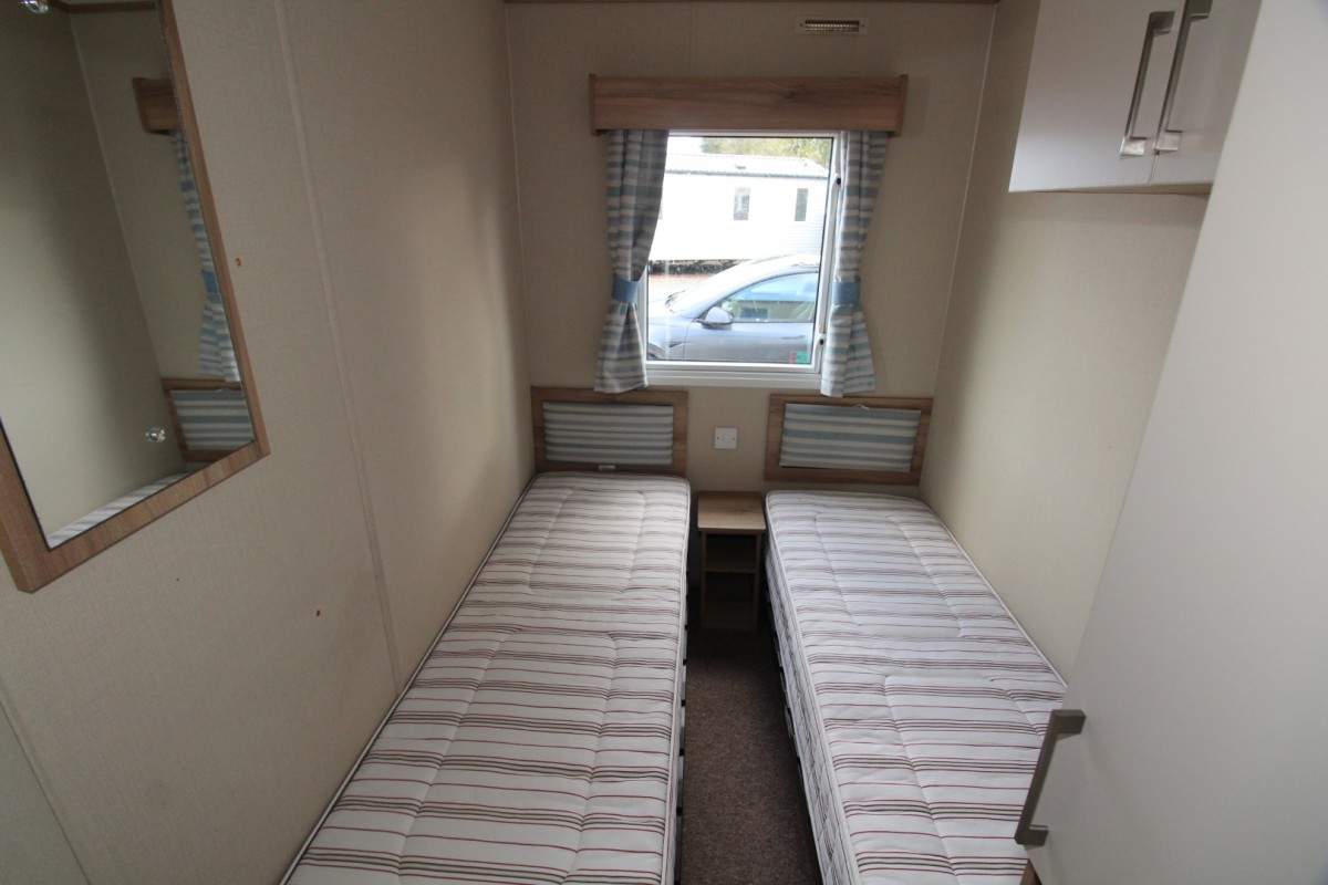 2014 Abi Oakley twin bedroom