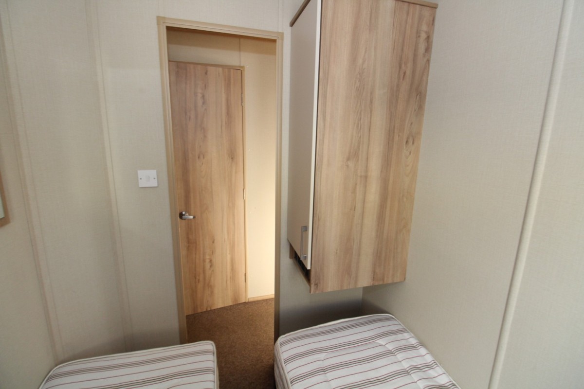 second view of the twin bedroom