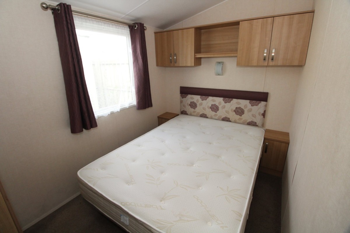 2013 Atlas Ruby double bedroom