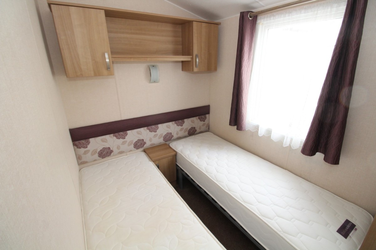 2013 Atlas Ruby twin beds