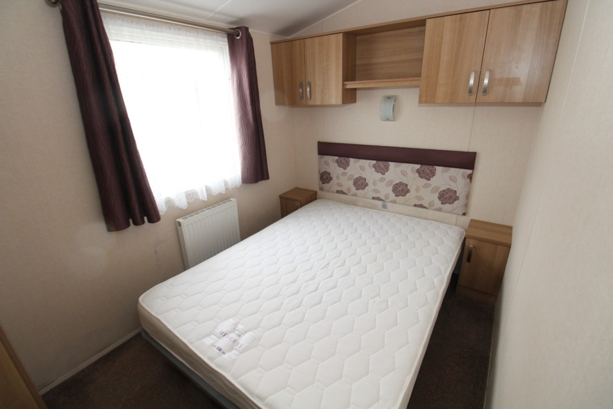 2013 Atlas Ruby double bedroom