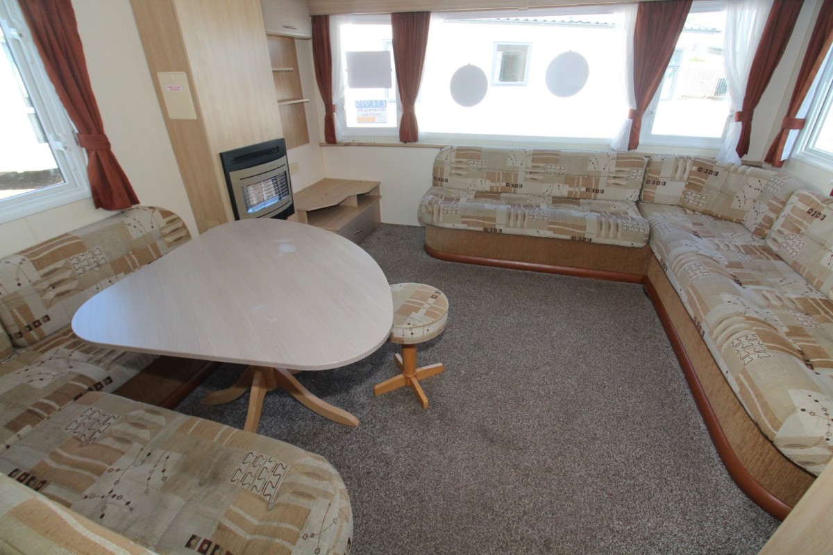 2011 Willerby Rio lounge area