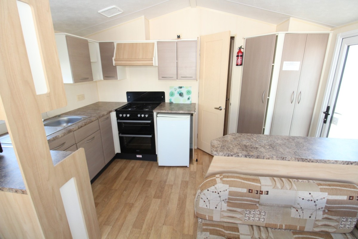 2011 Willerby Rio kitchen space