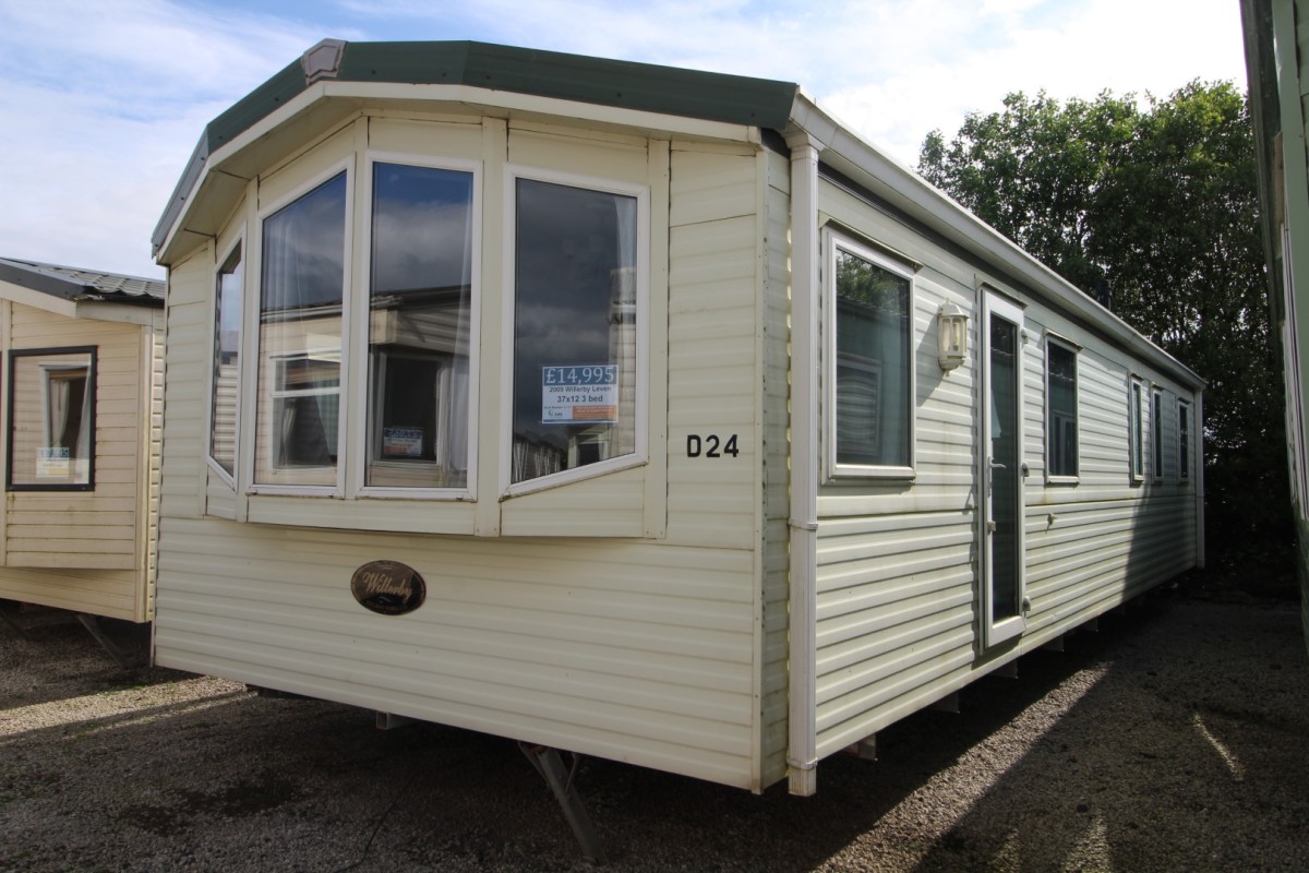 2009 Willerby Leven large 3 bed caravan for sale