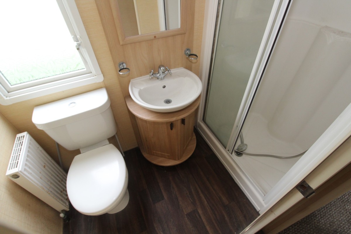 2009 Willerby Leven toilet room