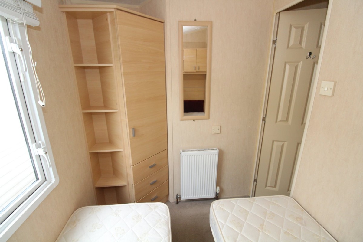 2009 Willerby Winchester twin bedroom