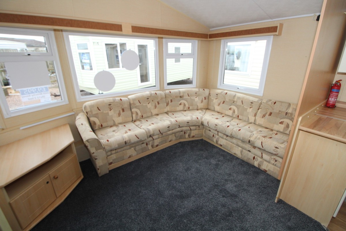 lounge area in the 2009 Willerby Savoy