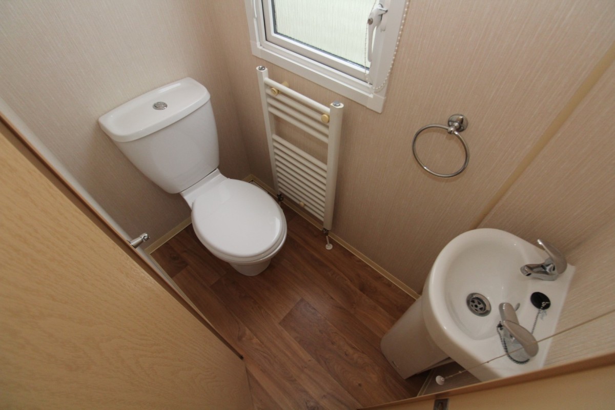 2011 Abi Lomond family bathroom