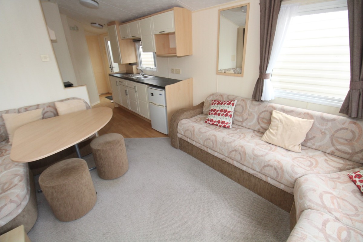 lounge to kitchen in the Willerby Solara Gold 2012