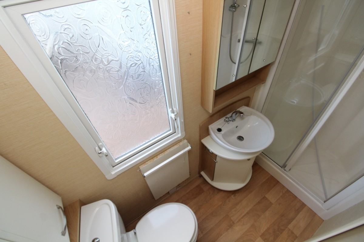 2010 Willerby Granada shower room