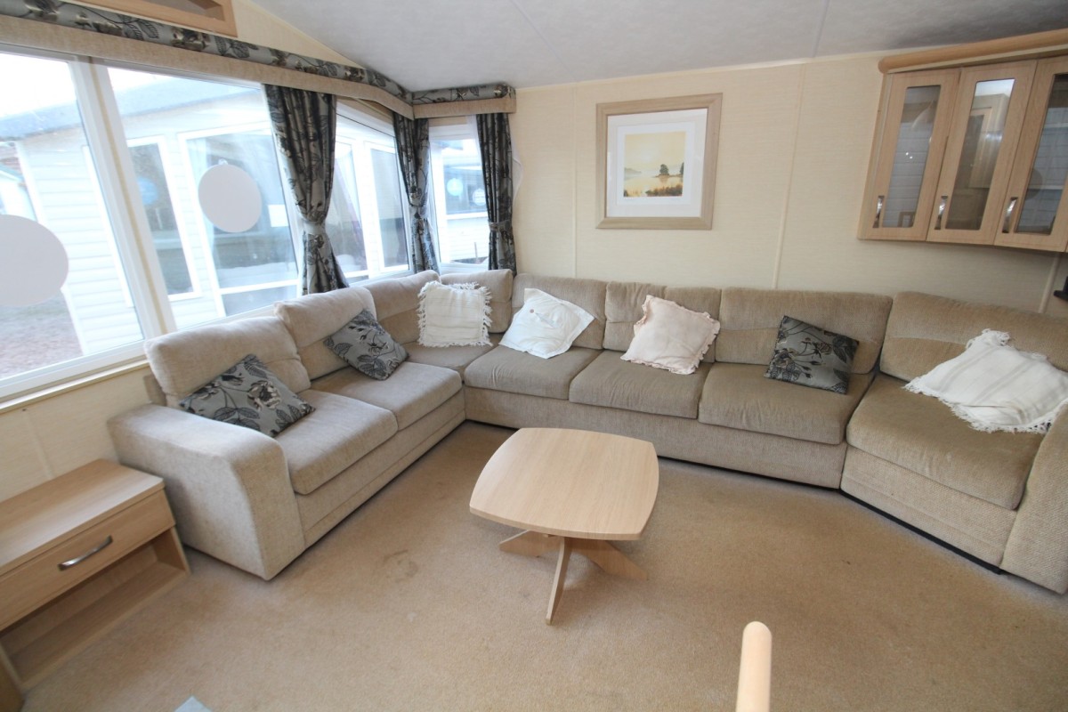 2010 Willerby Granada lounge area