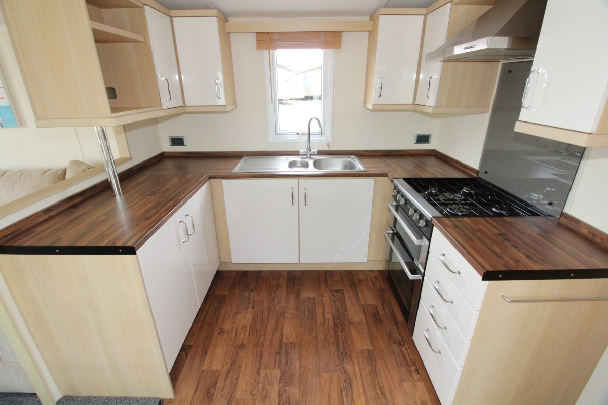 u shaped kitchen 2011 Swift Moselle