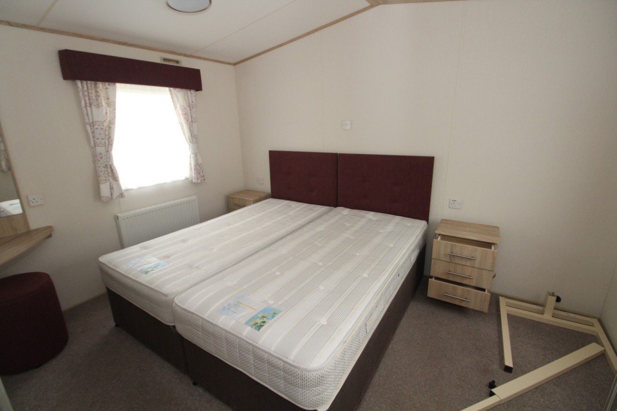 2016 Abi Derwent double bedroom