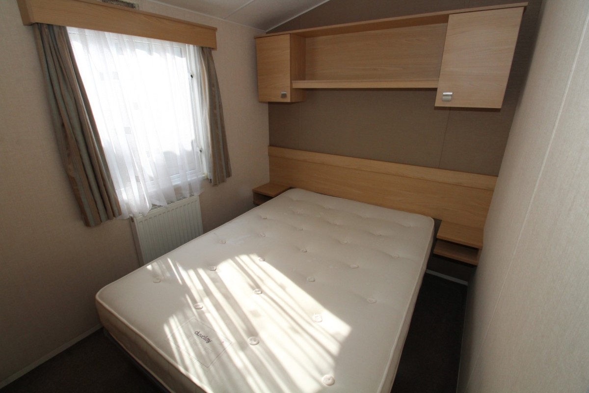 2014 Atlas Everglade double bedroom