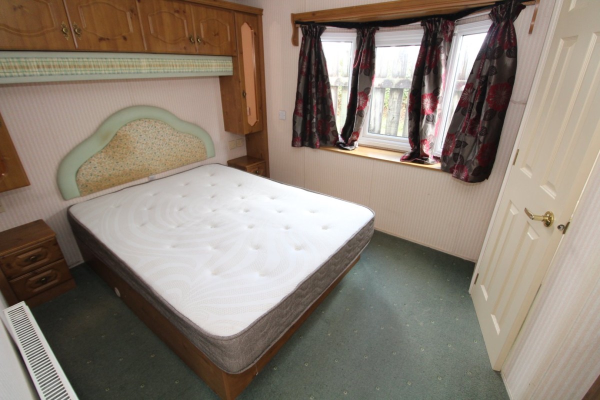 kitchen in the 2002 Willerby Manor