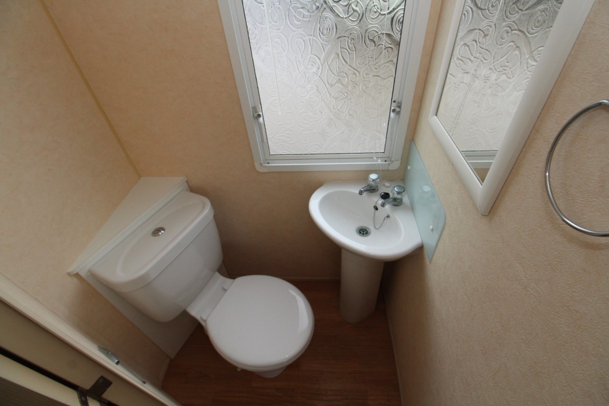 2008 Willerby Richmond toilet room