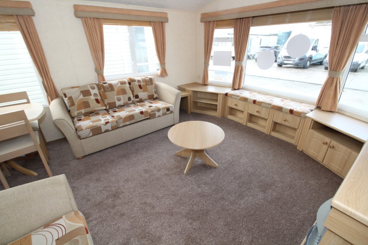 large lounge in the 2009 Willerby Salisbury