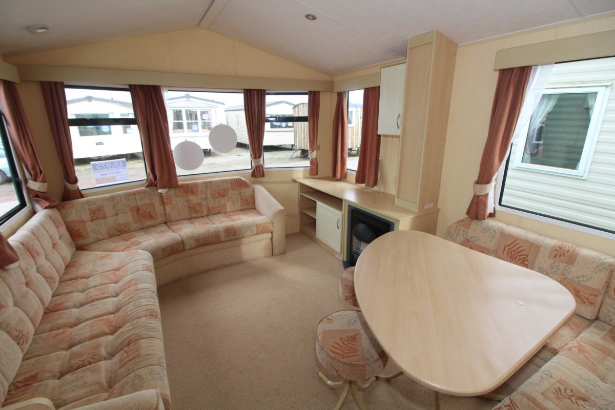 2008 Willerby Herald Gold lounge and dining area